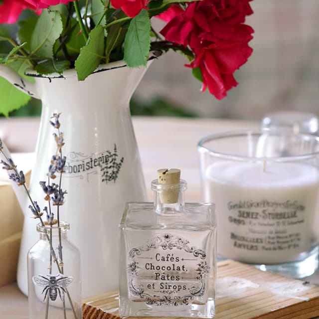 لیبل شیشه ای